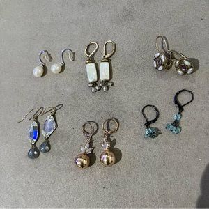 Dangle earrings lot